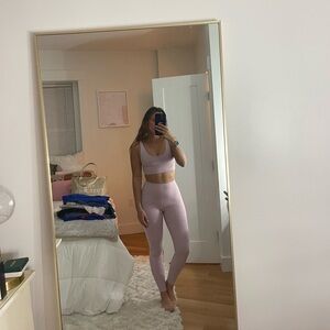 Light pink lulu lemon set